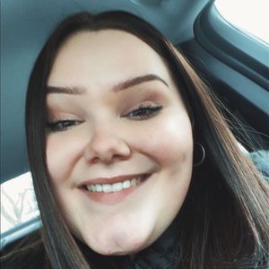 Meet your Posher, Kylee